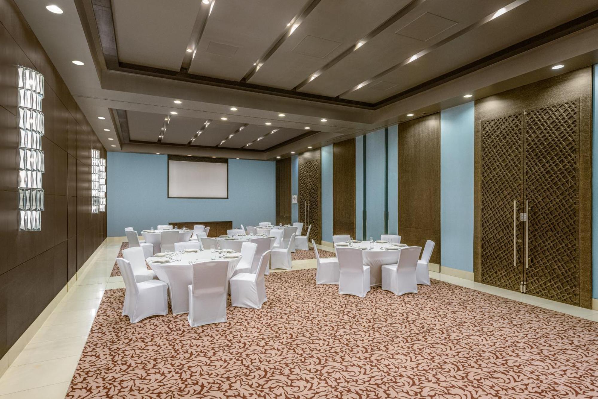 Four Points By Sheraton Al Ain Exterior photo Meeting room