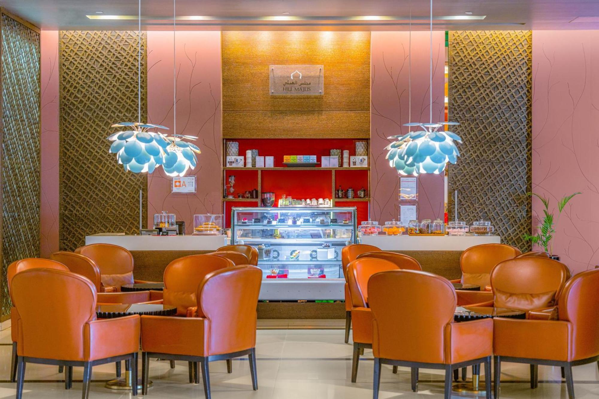 Four Points By Sheraton Al Ain Exterior photo The lounge at the airport
