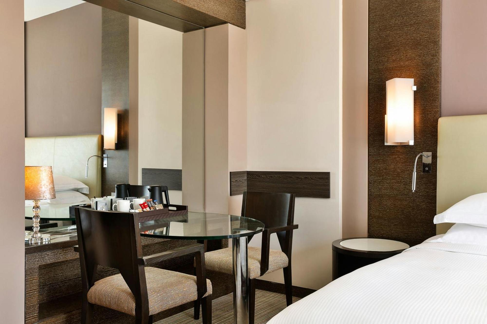 Four Points By Sheraton Al Ain Exterior photo